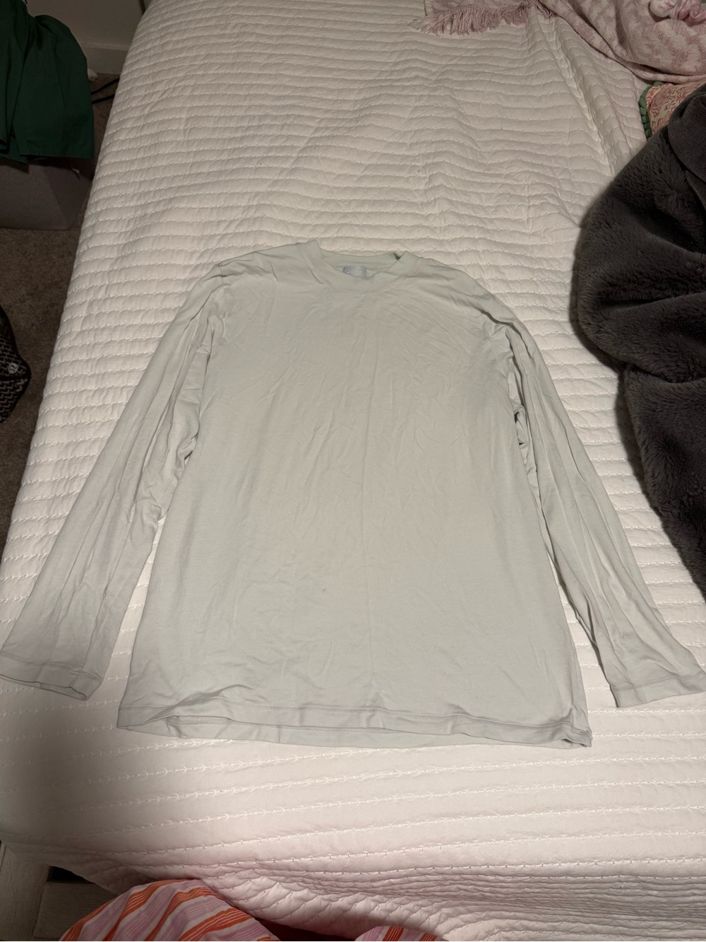 SKIMS boyfriend  Long-Sleeve Tee